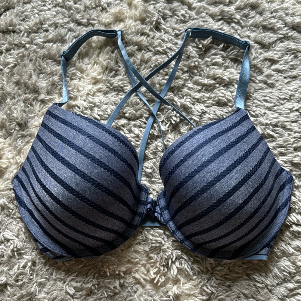 Victoria’s Secret Uplift Demi Bra